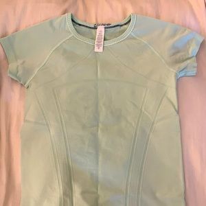 Ivivva light blue tshirt size 12